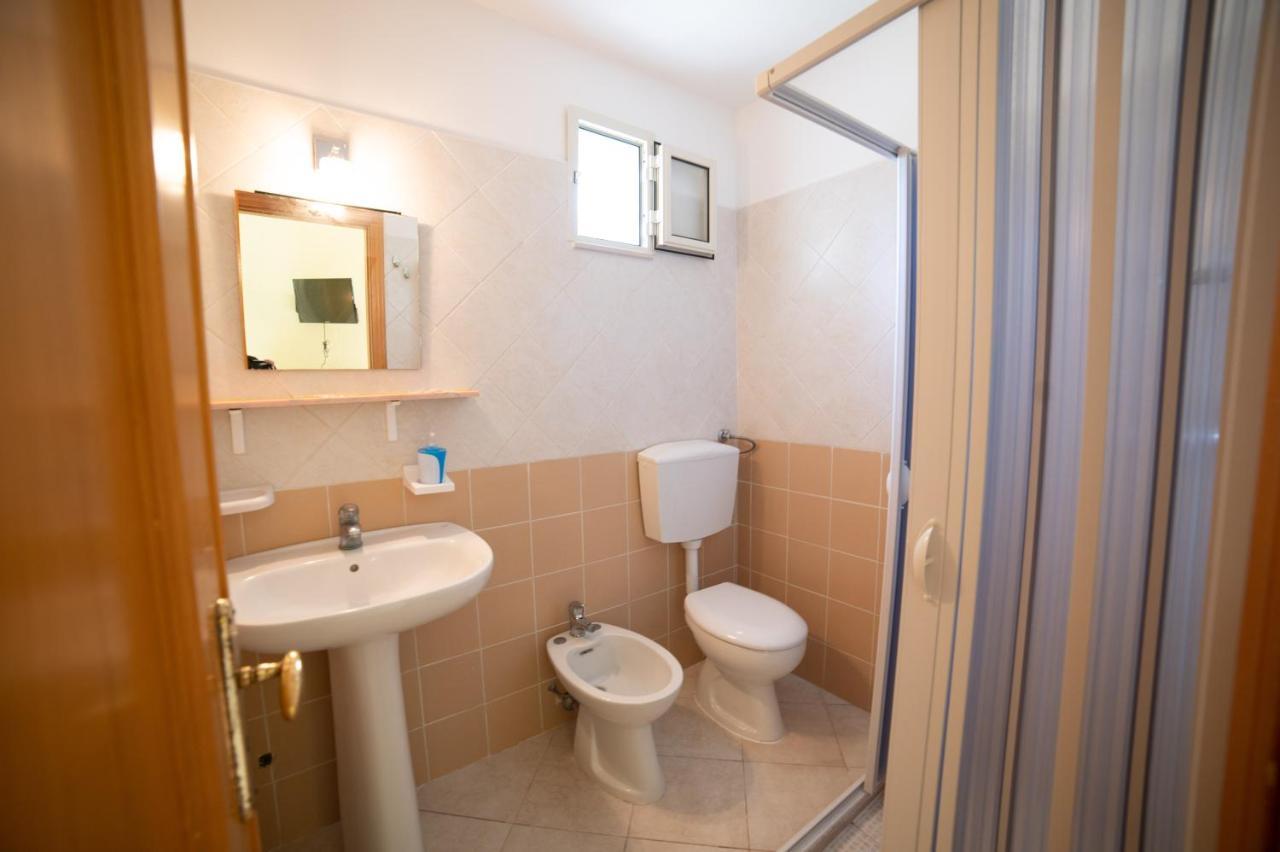 Coppola Rossa Relax Bed & Breakfast Весте Екстериор снимка